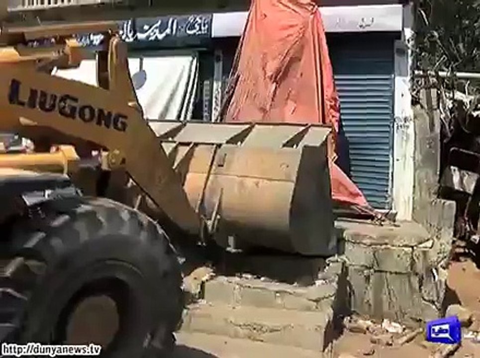 Dunya News- Karachi- District administration starts operation against illegal encroachment around area of Dalmia.
