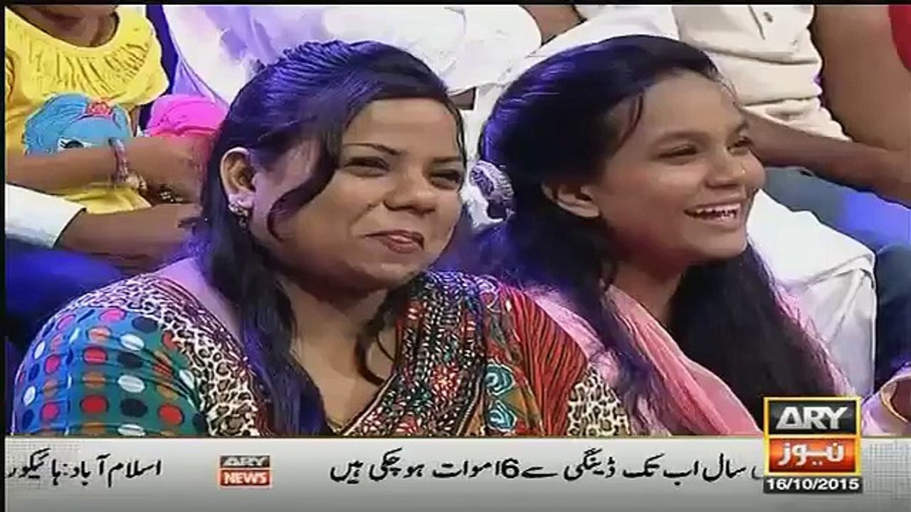 Hillarious Act Between Mathira And Umer Sharif