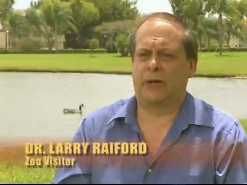 Polar Bear Attack - Untamed and Uncut