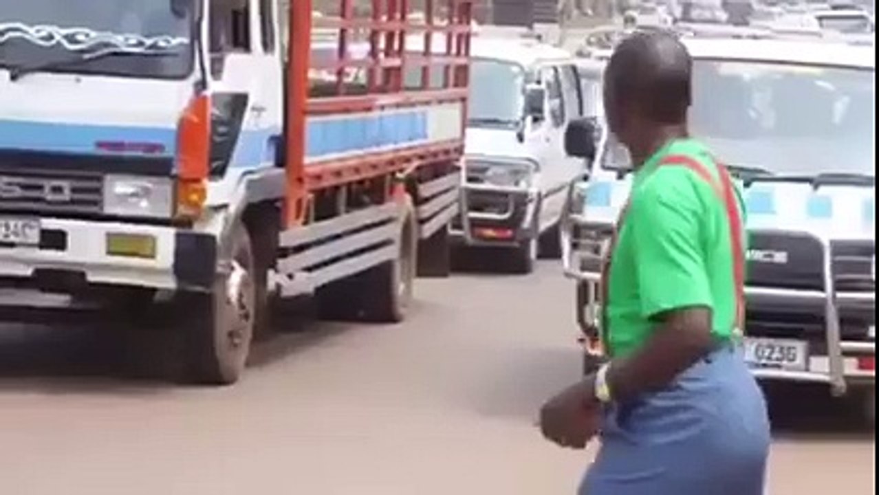 Funny Man Cross the Road