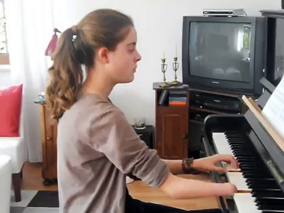 Очень сильное видео.  У меня аж слезы навернулись на глазах