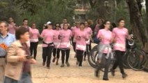 Report TV - Veliaj: S'ka turp! Ekspozohuni  në mamogram, në Insta e bëni!