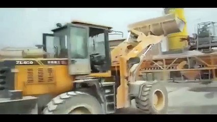 Conducteur d'engins de travaux publics à 5 piges !!!