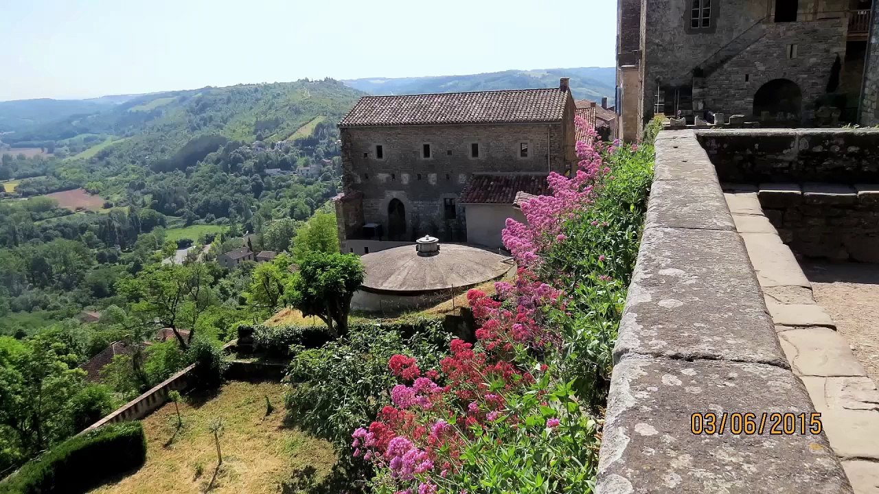 Video Aveyron Cordes sur ciel et Albi sa cathédrale par retraités LCL st-germain-en-Laye