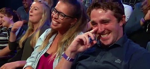 Amanda Peet Imitates Jon Snow [Full Episode]