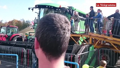 Télécharger la video: Pontivy. Ohhh La Vache : un indéniable succès populaire