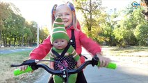 ✔ Беби Борн и Ярослава. Прогулка на Велосипеде - Baby Born and Yaroslava. Walking on the bicycle ✔