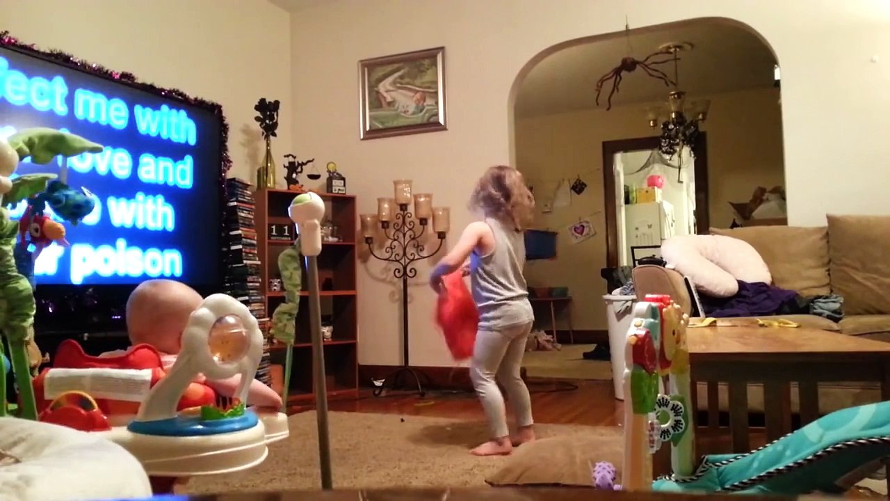 how Dad watches the kids amazing dads