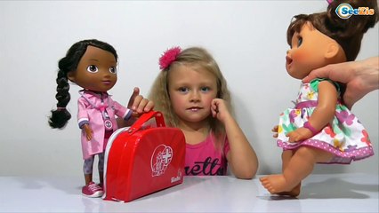✔ Девочка Ярослава и Кукла на приеме у Доктора - Alive Baby Doll and girl Yaroslava visited a Doctor
