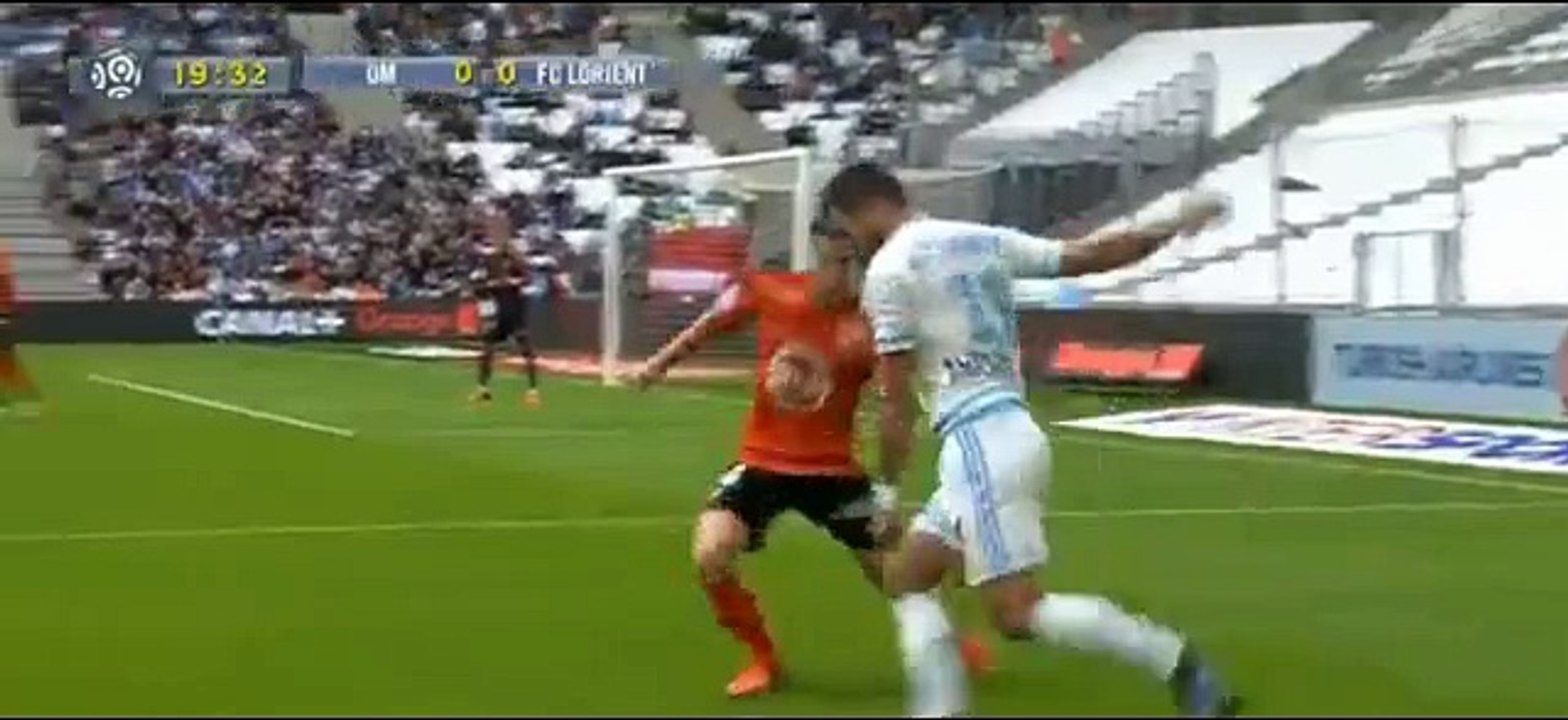 Goal Michy Batshuayi 1:0 - Olympique Marsella vs Football Club Lorient - 18/10/2015