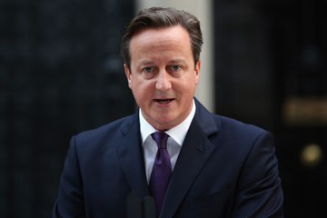 UK to block teenagers' passports to stop them joining militants