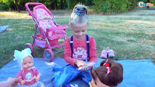✔ Кукла Беби Борн и девочка Ярослава в Парке на Пикнике - Baby Born Doll on a Picnic ✔