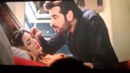 Vulgar Scene From The Movie Jawani Phir Nahi Ani