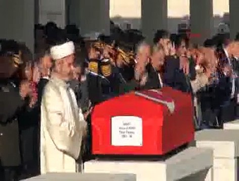 Şehit Yarbay Ejdar'a Kocatepe Camii'nde veda