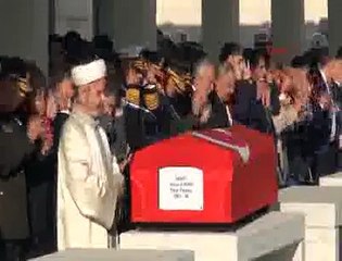 Şehit Yarbay Ejdar'a Kocatepe Camii'nde veda