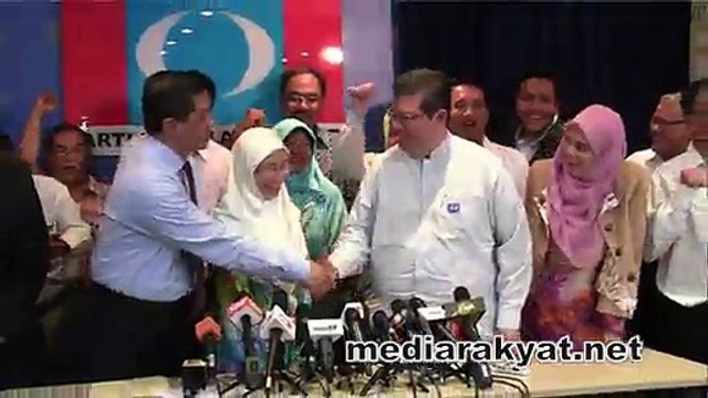 Dr Wan Azizah: Saifuddin Abdullah Isytihar Keluar Umno & Masuk KEADILAN