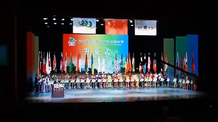 Парнишка взорвал зал