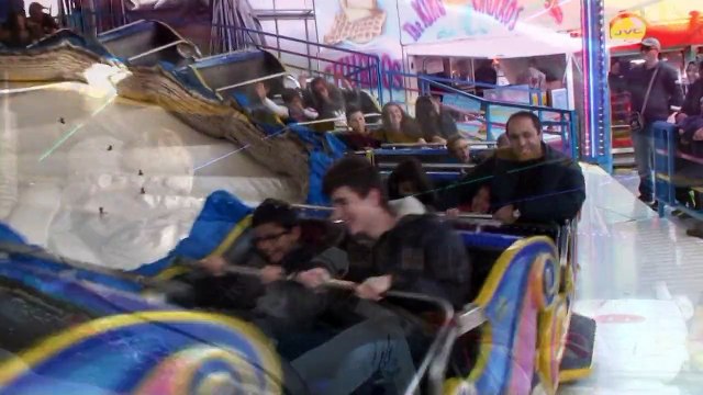 Fanfares et percussions rythment le 44e corso de Firminy