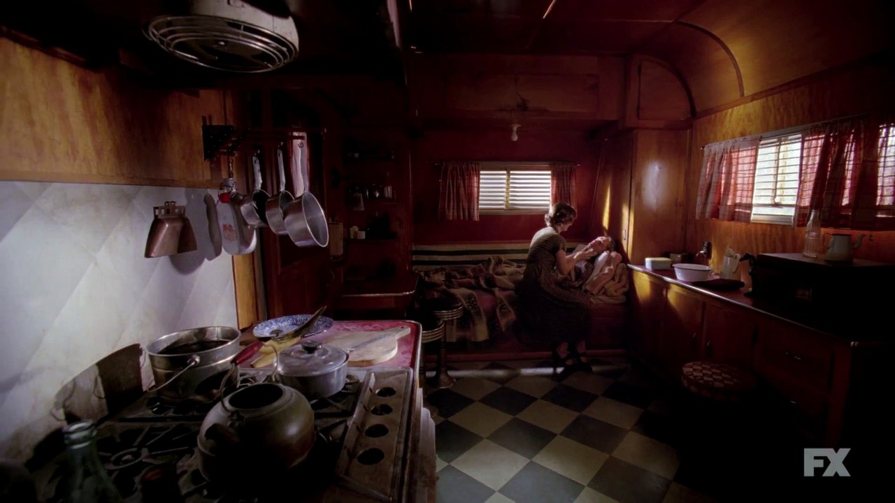 American Horror Story- Freak Show - Come As You Are - The Performance