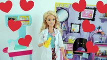 Barbie Medica e Homem Aranha ❤️apaixonado❤️ em portugues no Disney Top toys [PARTE