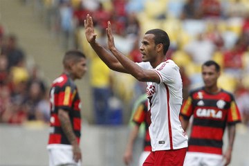 Flamengo perde para Inter e vê sonho do G4 distante