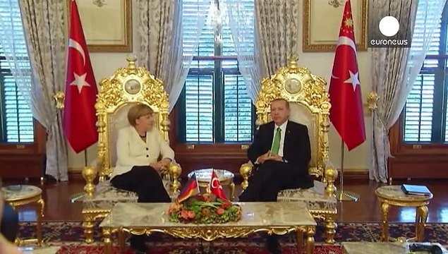 Germany offers Turkey concessions package to get support in refugee crisis