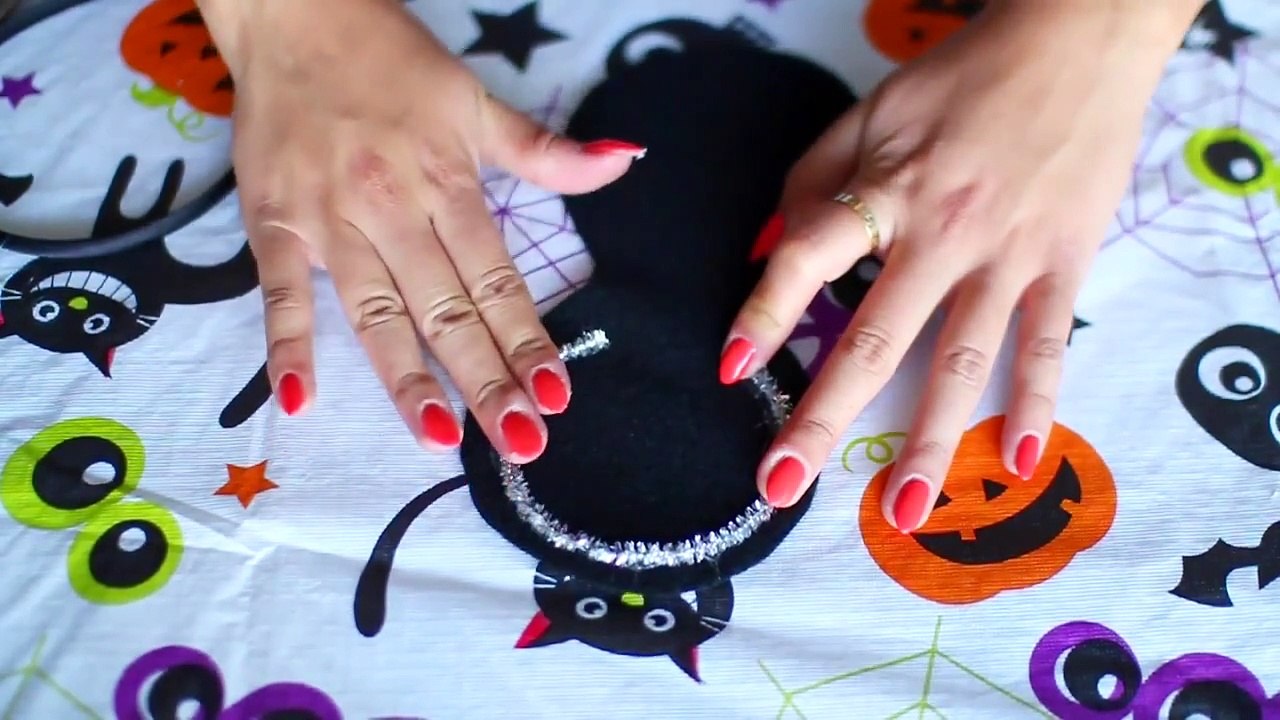 DIY DISNEY-PIXAR HALLOWEEN COSTUMES- Baymax, Minnie & Monsters Inc. - LaurDIY