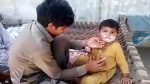 Yeh kya ho raha hay video dekay zara, punjabi funny videos, بچہ بن گیا جوان اب شادی کروا دو اس کی