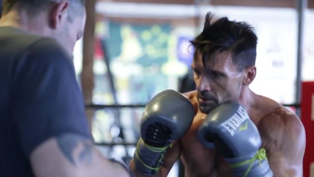 Celebrity Workouts - How Kingdom's Frank Grillo Got His Body