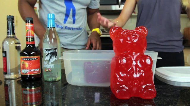 How to make Giant Vodka Gummy Bear! Tipsy Bartender