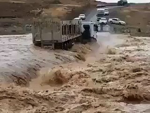 ایک ایسی ویڈیو جسے شیئر کرنے پر آپ مجبور ہوں گےدیکھیں ذرا کیا ہے اس میں - Funny Videos - Latest Video Comedy