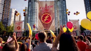 The Flash season 2 New York comic con trailer Zoom, Hawkgirl