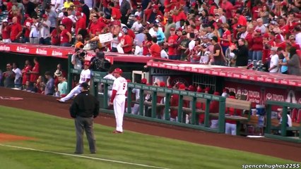 Mike Trout hits Home Run on Birthday! (8/7/15)