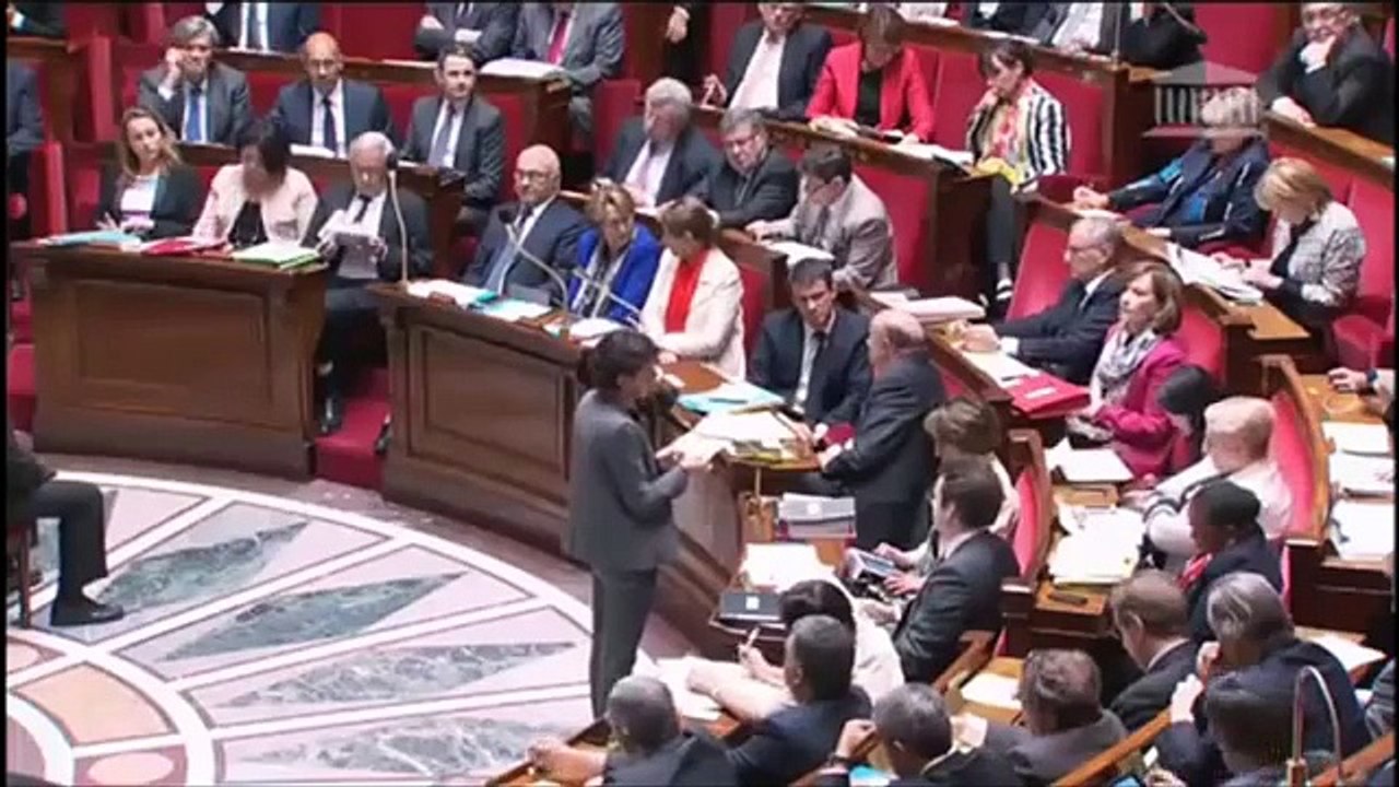 Najat vallaud belkacem clash Robert Ménard