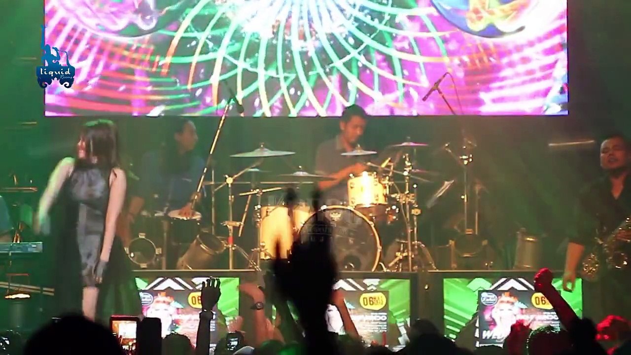 Via Vallen - Titanium [David Guetta ft. Sia Dangdut Cover] [ LIVE CONCERT - Liquid Cafe] [KONEG]2nd