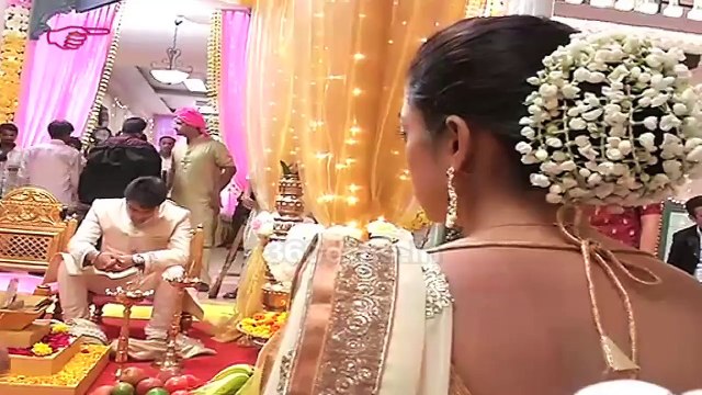 Piya Rangrezz | 19th October 2015 | Sher Takes 7 Vows,Shraddha And Sher To Reunite?