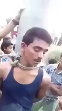 اس سے پہلے کہ انڈیا اس ویڈیو کو ختم کروا دے ،دیکھیں کیسے انڈیا میں مسلمانوں کو زبردستی ہندو بنایا جا رہا ہے ،