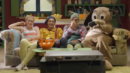 5+ Nikoqiret  Nga e hëna gjer të premten në ora 11.00 dhe 15.00