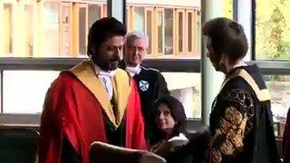 Doctor Shah Rukh Khan SRK receives honorary doctorate from Edinburgh University