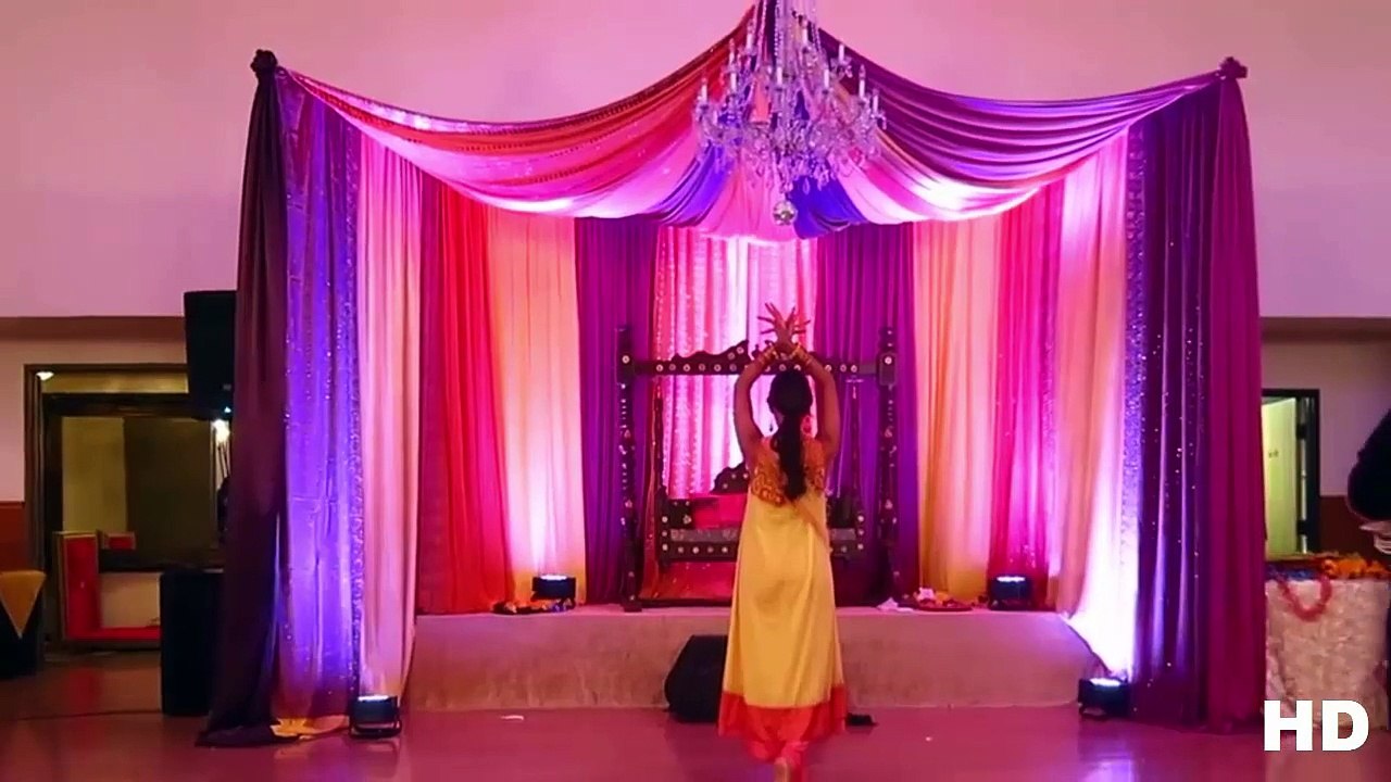 Pakistani Wedding Little Girl Dance On (Dhol Baajay) HD