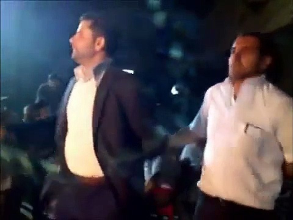 MAHSUN CIZIRI KOMA CIZIRA BOTAN govend raks selim & azize 18 11 2008 004915204594886