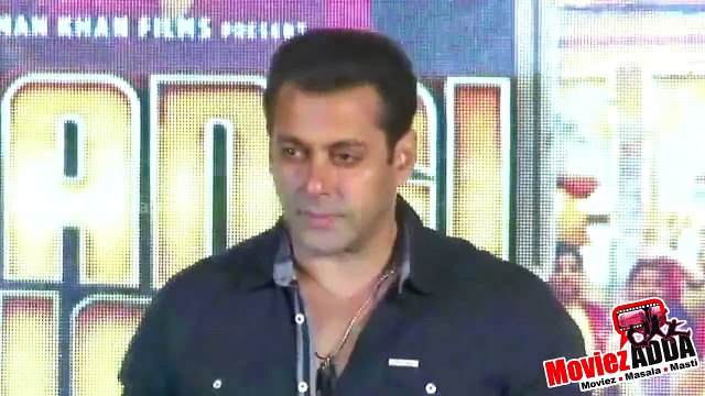 Bigg Boss 9 - Salman Khan & Sonam Kapoor SMASHING LOOK - Special Episode_2