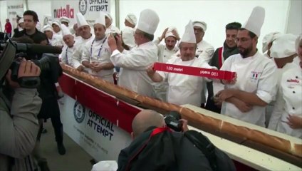 La plus longue baguette au monde mesure 122 mètres