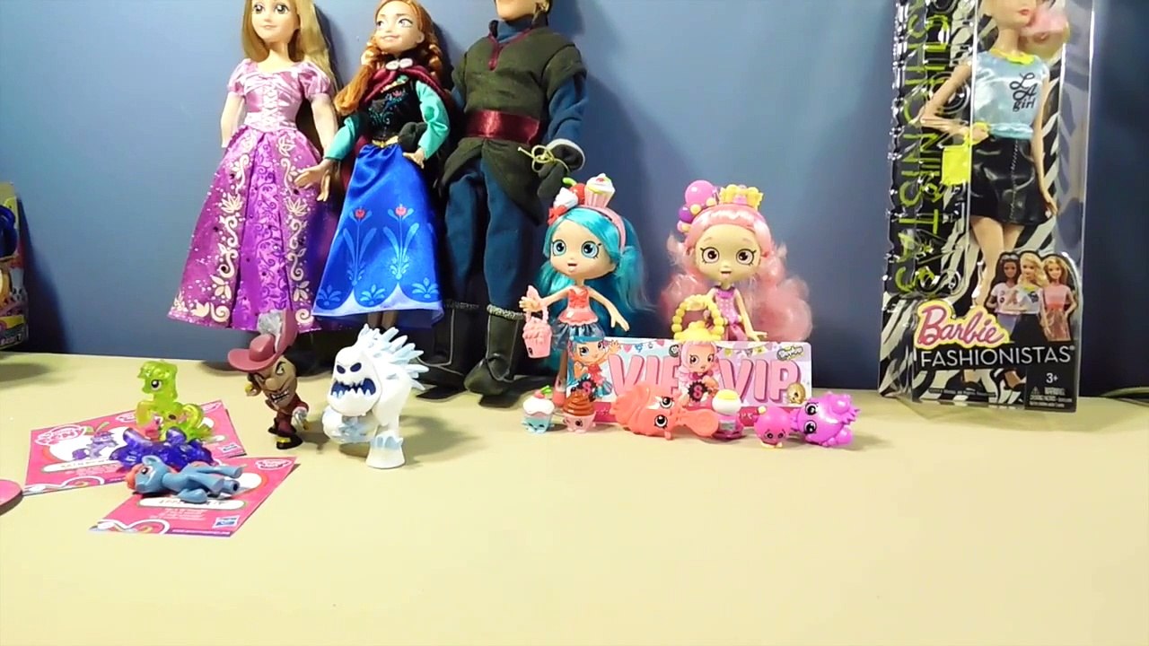 New Barbie Fashionistas Shaved Head Barbie Doll Unboxing and Review