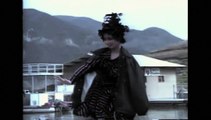 09- MINAKO SUR L'EAU. Minako Honda. 本田 美奈子