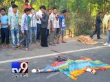 Two killed in bike-truck collision, Vadodara - Tv9 Gujarati