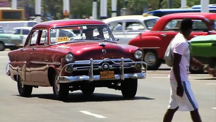 Du lịch Cuba - Xe cổ đặc sản của Cuba