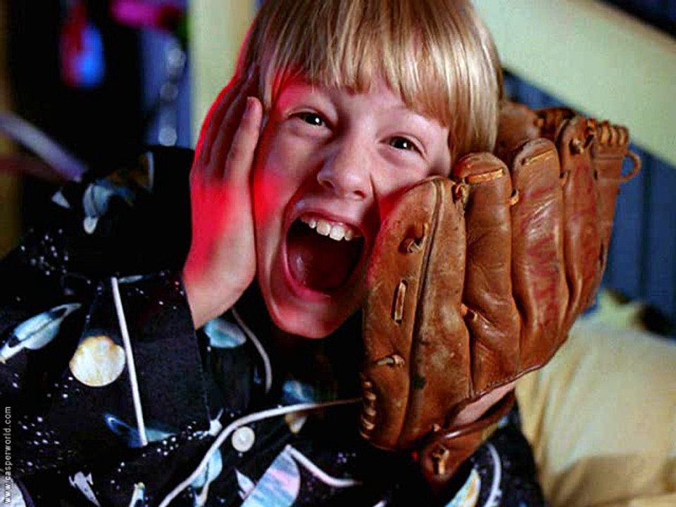 Hush Hush Hush Here Comes the Bogeyman - Henry Hall video