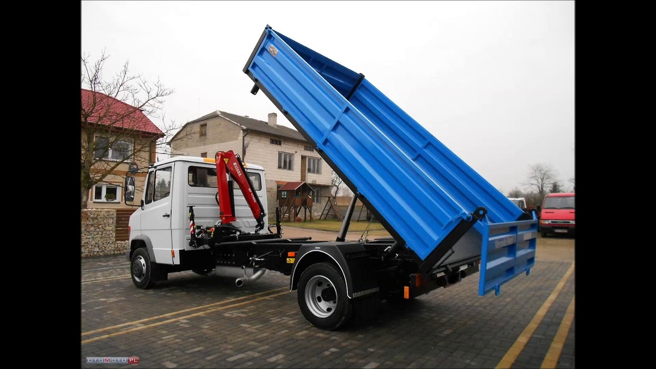 Dostawczy Mercedes Vario z żurawiem HDS