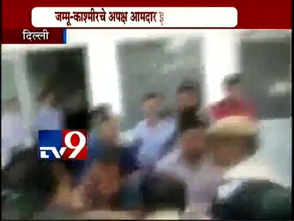 ‘INK ATTACK’ on J&K MLA Engineer Rashid who had hosted a 'beef party' -TV9